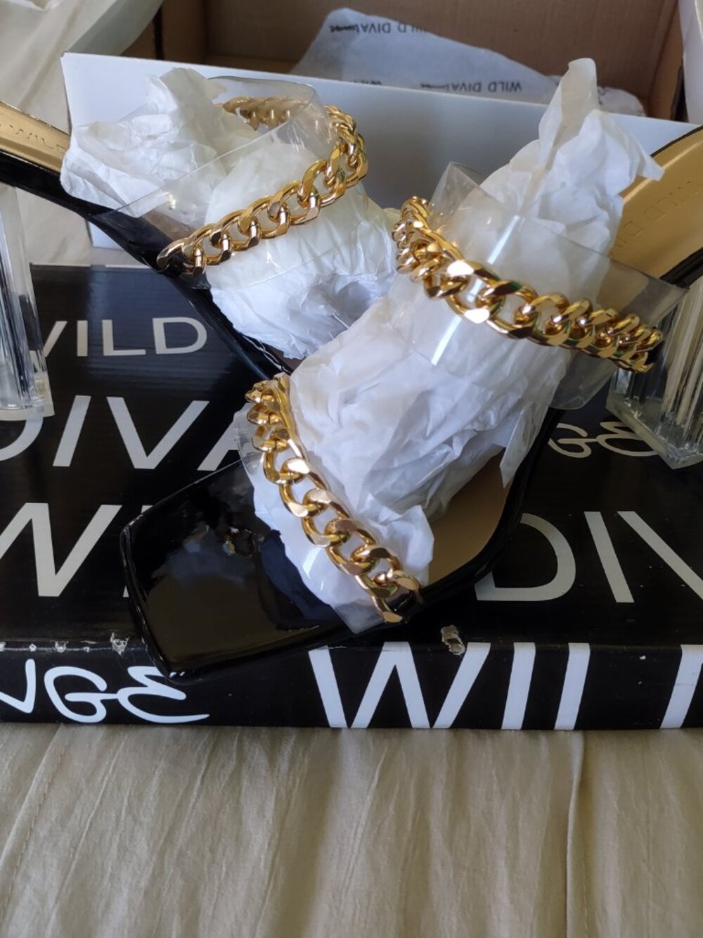 Wild Diva Chunky Clear High Heels - Picture 4 of 7
